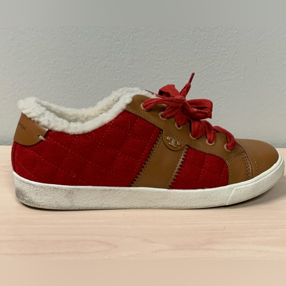 Authentic Rare Women Tory Burch shoes